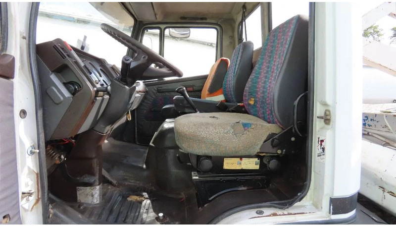 شاحنة - نظام الكابلات Mercedes-Benz 1514 Manual diesel pomp. Very clean: صورة 8
