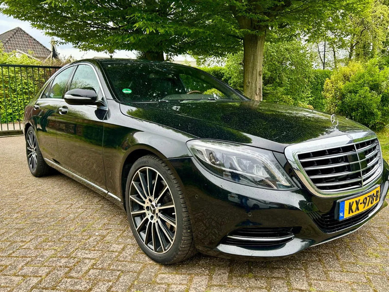 Mercedes-Benz S-Klasse S350D 2016, ADAPTIVE CRUISE, MASSAGE SEATS, PANO, AIR SUS, BURMESTER, HUD - سيارة: صورة 3 Mercedes-Benz S-Klasse S350D 2016, ADAPTIVE CRUISE, MASSAGE SEATS, PANO, AIR SUS, BURMESTER, HUD - سيارة: صورة 3