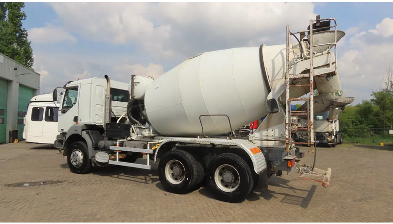 Renault Kerax 370 6X6! 10M3, FULL SPRIG. GREAT CONDITON! - شاحنة خلاطة خرسانة: صورة 5 Renault Kerax 370 6X6! 10M3, FULL SPRIG. GREAT CONDITON! - شاحنة خلاطة خرسانة: صورة 5