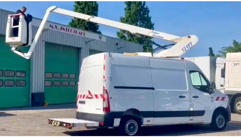 Renault Master 10,5 m, 3500 kg, euro6 - شاحنة التوصيل: صورة 3 Renault Master 10,5 m, 3500 kg, euro6 - شاحنة التوصيل: صورة 3
