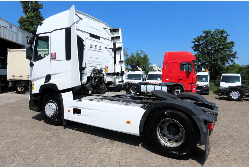 Renault T460 vin: VF611A160FD007308 RETARDER, FRIGO, CLIMA, 2015 - وحدة جر: صورة 5 Renault T460 vin: VF611A160FD007308 RETARDER, FRIGO, CLIMA, 2015 - وحدة جر: صورة 5