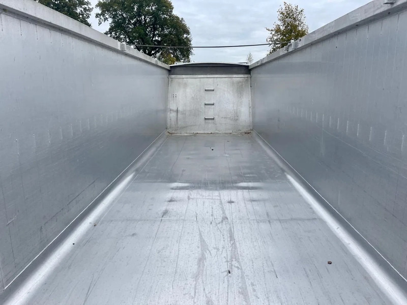 قلابة نصف مقطورة نصف مقطورة قلابة Samro Socari 48m3, 6560 kg, AIR/DISC BRAKES. Very good state: صورة 10 قلابة نصف مقطورة نصف مقطورة قلابة Samro Socari 48m3, 6560 kg, AIR/DISC BRAKES. Very good state: صورة 10