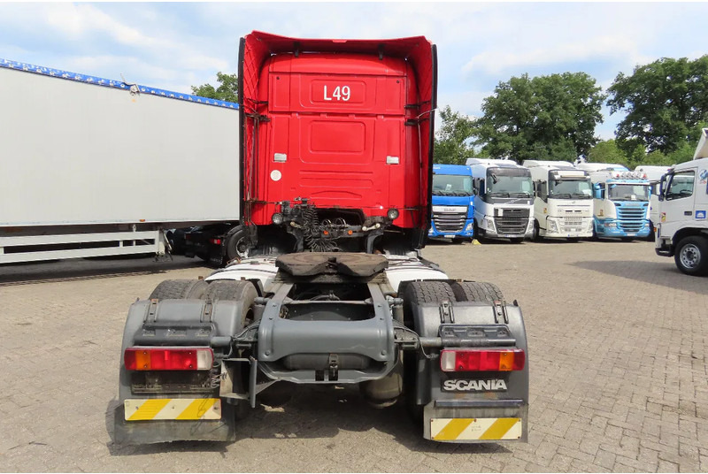 Scania R440 2 tanks Frigo, 927381km, no rust chassis - وحدة جر: صورة 4 Scania R440 2 tanks Frigo, 927381km, no rust chassis - وحدة جر: صورة 4