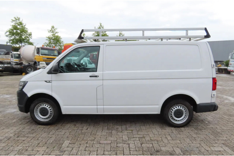Volkswagen Transporter 2.0 TDI, Airco, 3 peson, APK tot 06/06/2026 - فان المدمجة: صورة 4 Volkswagen Transporter 2.0 TDI, Airco, 3 peson, APK tot 06/06/2026 - فان المدمجة: صورة 4