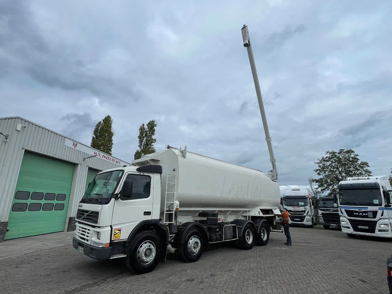 شاحنة صهريج Volvo FM 12.380 8X4 SILO AUGER / AIR GREAT CONDITION / fully serviced!: صورة 6