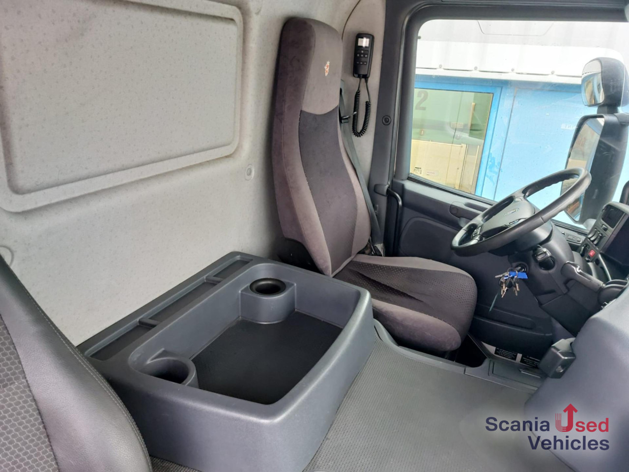 SCANIA P 280 DB4x2MNA Koffer Ladebordwand - شاحنة مقفلة: صورة 3 SCANIA P 280 DB4x2MNA Koffer Ladebordwand - شاحنة مقفلة: صورة 3