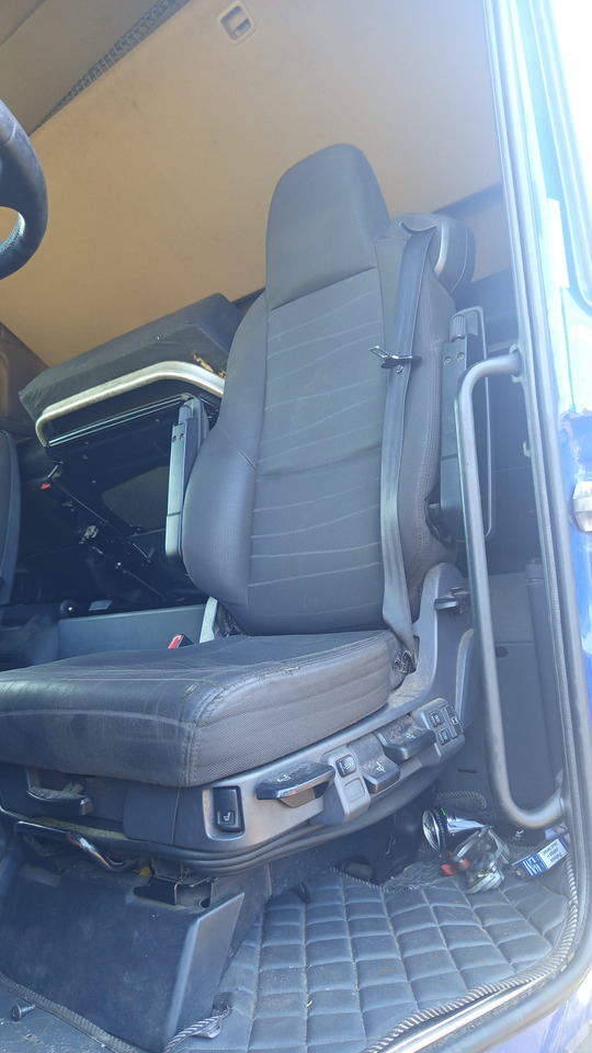 SCANIA STREAMLINE, NEXT GENERATION - مقعد: صورة 1 SCANIA STREAMLINE, NEXT GENERATION - مقعد: صورة 1