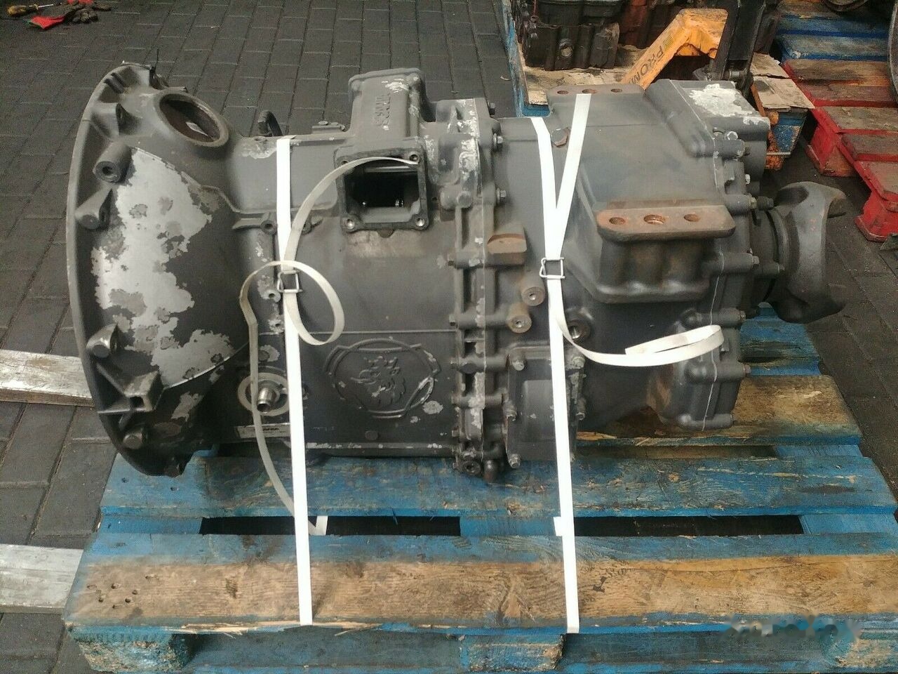 Scania GRS895 MINT CONDITION Scania truck - صندوق التروس - شاحنة: صورة 4 Scania GRS895 MINT CONDITION Scania truck - صندوق التروس - شاحنة: صورة 4