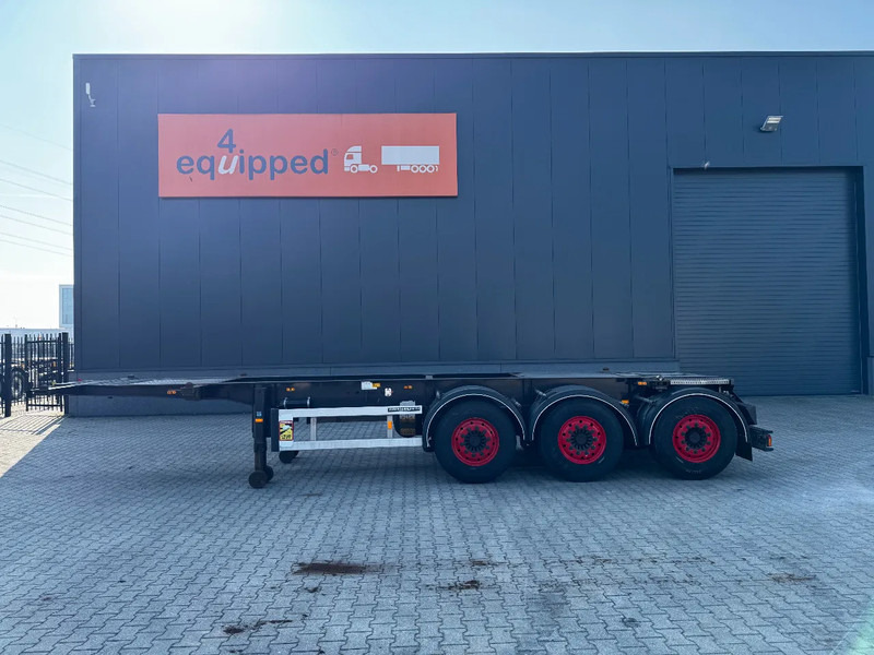 Burg 20FT/3-axles, SAF INTRADISC, ADR (EXII, EXII, FL, AT), 2x LIFTAXLE, NL-Chassis, APK/ADR:06/2025 - نصف مقطورة لنقل الحاويات: صورة 4 Burg 20FT/3-axles, SAF INTRADISC, ADR (EXII, EXII, FL, AT), 2x LIFTAXLE, NL-Chassis, APK/ADR:06/2025 - نصف مقطورة لنقل الحاويات: صورة 4