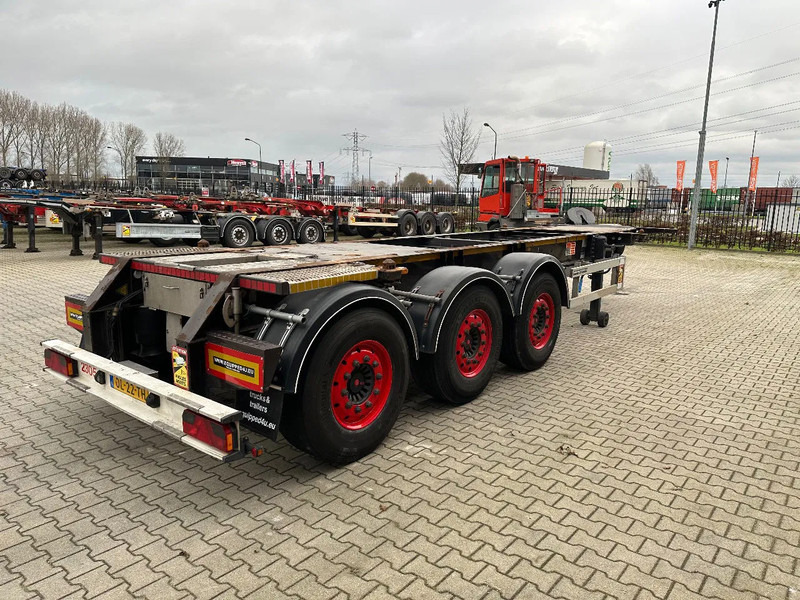 Burg 20FT ADR (EX/II, EX/III, FL, AT) Chassis, Leergewicht : 3.690kg, SAF INTRADISC, 2x Liftachse, NL-Chassis - نصف مقطورة لنقل الحاويات: صورة 3 Burg 20FT ADR (EX/II, EX/III, FL, AT) Chassis, Leergewicht : 3.690kg, SAF INTRADISC, 2x Liftachse, NL-Chassis - نصف مقطورة لنقل الحاويات: صورة 3