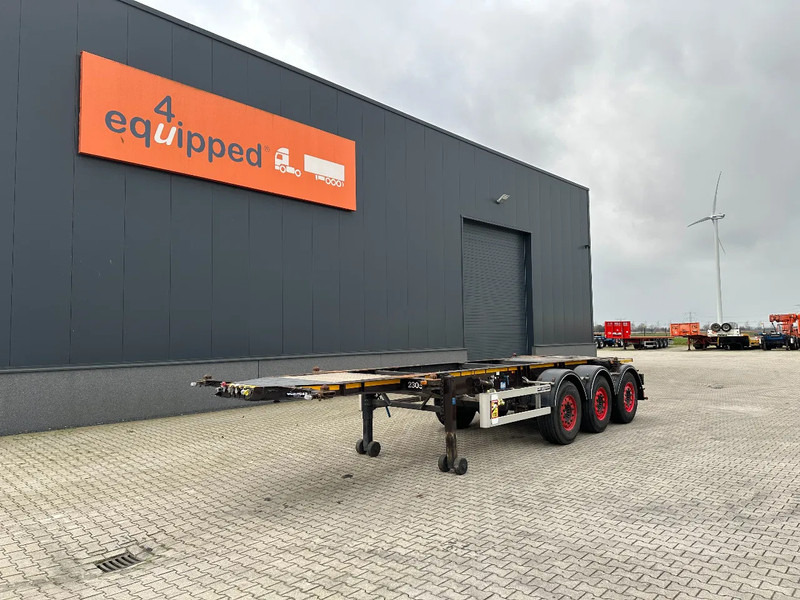 Burg 20FT ADR (EX/II, EX/III, FL, AT) Chassis, Leergewicht : 3.690kg, SAF INTRADISC, 2x Liftachse, NL-Chassis - نصف مقطورة لنقل الحاويات: صورة 1 Burg 20FT ADR (EX/II, EX/III, FL, AT) Chassis, Leergewicht : 3.690kg, SAF INTRADISC, 2x Liftachse, NL-Chassis - نصف مقطورة لنقل الحاويات: صورة 1