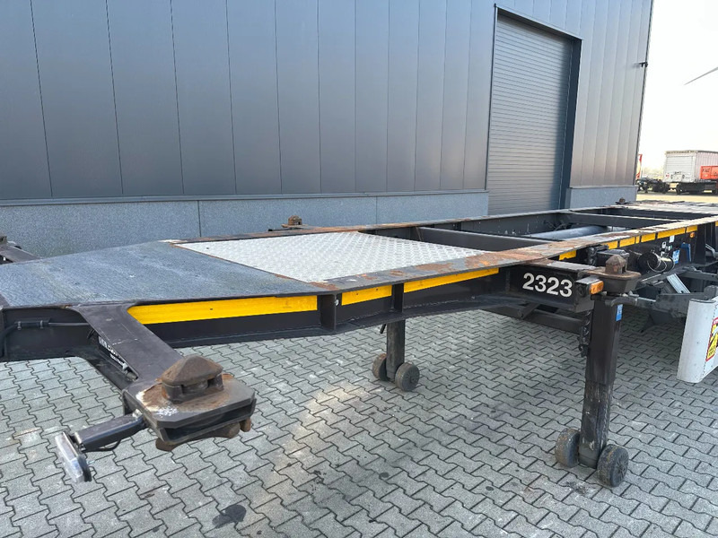 نصف مقطورة لنقل الحاويات Burg 20FT ADR (EX/II, EX/III, FL, AT), Leeggewicht: 3.690kg, SAF INTRADISC, 2x liftaxle, ALCOA, NL-Chassis: صورة 8