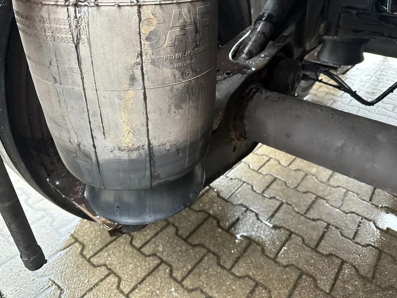 نصف مقطورة لنقل الحاويات Burg 20FT ADR (EX/II, EX/III, FL, AT), Leergewicht: 3.690kg, SAF INTRADISC, 2x Liftachse, ALCOA, NL-Chassis, APK/ADR: 02-2026: صورة 18