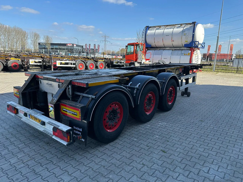 Burg 20FT ADR (EX/II, EX/III, FL, AT), Leergewicht: 3.690kg, SAF INTRADISC, 2x liftaxle, ALCOA, NL-Chassis, APK/ADR: 08-2025 - نصف مقطورة لنقل الحاويات: صورة 3 Burg 20FT ADR (EX/II, EX/III, FL, AT), Leergewicht: 3.690kg, SAF INTRADISC, 2x liftaxle, ALCOA, NL-Chassis, APK/ADR: 08-2025 - نصف مقطورة لنقل الحاويات: صورة 3