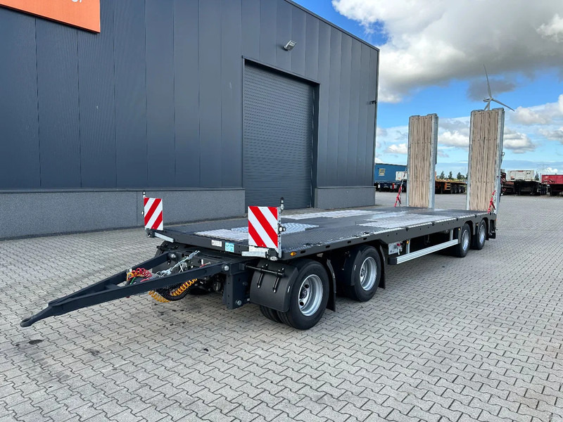 Faymonville MAX600-S-4-8.90-U, 4 axles (2 + 2), hydraulic ramps, loading-floor 8.90cm, NEW!! - مقطورة شحن نقل السيارات: صورة 1 Faymonville MAX600-S-4-8.90-U, 4 axles (2 + 2), hydraulic ramps, loading-floor 8.90cm, NEW!! - مقطورة شحن نقل السيارات: صورة 1