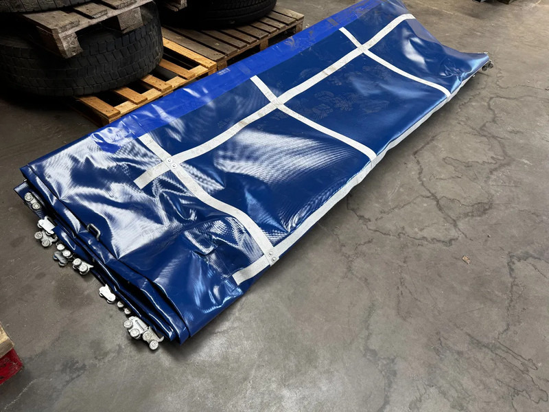 Groenewegen SET nieuwe blauwe XL zeilen (RAL 5013) voor Groenewegen schuifzeiloplegger - قطع غيار: صورة 1 Groenewegen SET nieuwe blauwe XL zeilen (RAL 5013) voor Groenewegen schuifzeiloplegger - قطع غيار: صورة 1