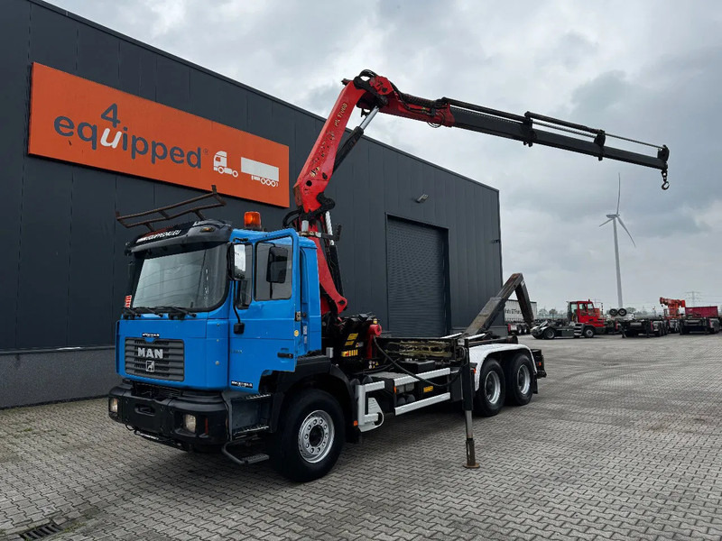 MAN FE 410A, 6x4, EURO 2, Palfinger PK17000 Crane + VDL HOOK, full spring, manual gearbox, MOT 9/2025 - شاحنة ذات خطاف, شاحنة كرين: صورة 1 MAN FE 410A, 6x4, EURO 2, Palfinger PK17000 Crane + VDL HOOK, full spring, manual gearbox, MOT 9/2025 - شاحنة ذات خطاف, شاحنة كرين: صورة 1