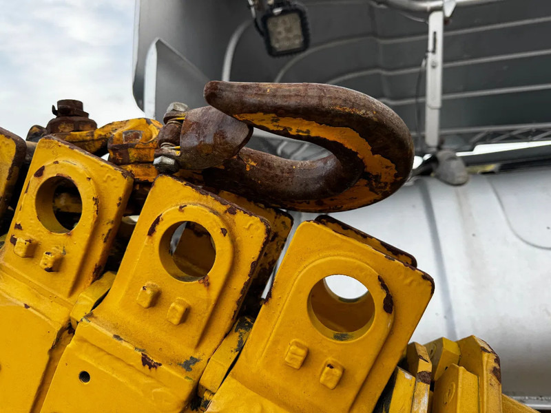 شاحنة كرين Scania P114-340 + HIAB 19-5 crane + remote / Euro-3 / 3 pedals / NL-truck / APK: 12-2025: صورة 19 شاحنة كرين Scania P114-340 + HIAB 19-5 crane + remote / Euro-3 / 3 pedals / NL-truck / APK: 12-2025: صورة 19