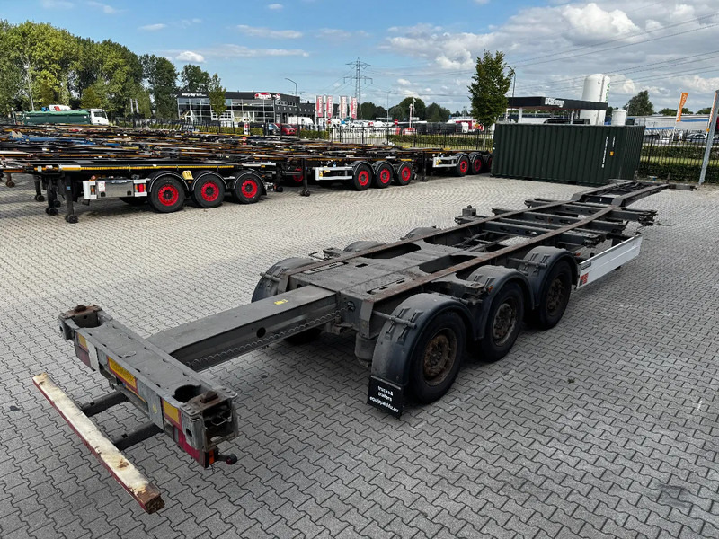 Schmitz Cargobull 45FT HC, Scheibebremsen, Liftachse, vorne + hinten + Stoßstange ausziehbar, NL-Chassis - نصف مقطورة لنقل الحاويات: صورة 4 Schmitz Cargobull 45FT HC, Scheibebremsen, Liftachse, vorne + hinten + Stoßstange ausziehbar, NL-Chassis - نصف مقطورة لنقل الحاويات: صورة 4