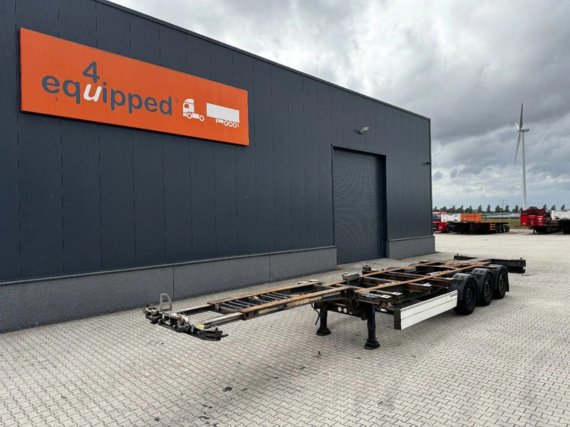 Schmitz Cargobull GOTHA 45FT HC, Scheibebremsen, vorne + hinten + Stoßstange ausziehbar, NL-Chassis, Liftachse - نصف مقطورة لنقل الحاويات: صورة 1 Schmitz Cargobull GOTHA 45FT HC, Scheibebremsen, vorne + hinten + Stoßstange ausziehbar, NL-Chassis, Liftachse - نصف مقطورة لنقل الحاويات: صورة 1