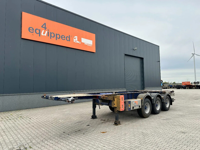 Van Hool 20FT/30FT, ADR (EX/II, EX/III, FL, AT), BPW + drum, ALCOA, liftaxle, NL-Chassis - نصف مقطورة لنقل الحاويات: صورة 1 Van Hool 20FT/30FT, ADR (EX/II, EX/III, FL, AT), BPW + drum, ALCOA, liftaxle, NL-Chassis - نصف مقطورة لنقل الحاويات: صورة 1