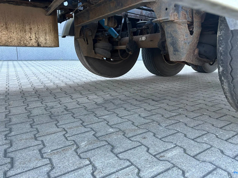 نصف مقطورة لنقل الحاويات Van Hool 20FT/30FT, ADR (EX/II, EX/III, FL, OX, AT), SAF, drum, liftaxle, NL-Chassis: صورة 15 نصف مقطورة لنقل الحاويات Van Hool 20FT/30FT, ADR (EX/II, EX/III, FL, OX, AT), SAF, drum, liftaxle, NL-Chassis: صورة 15