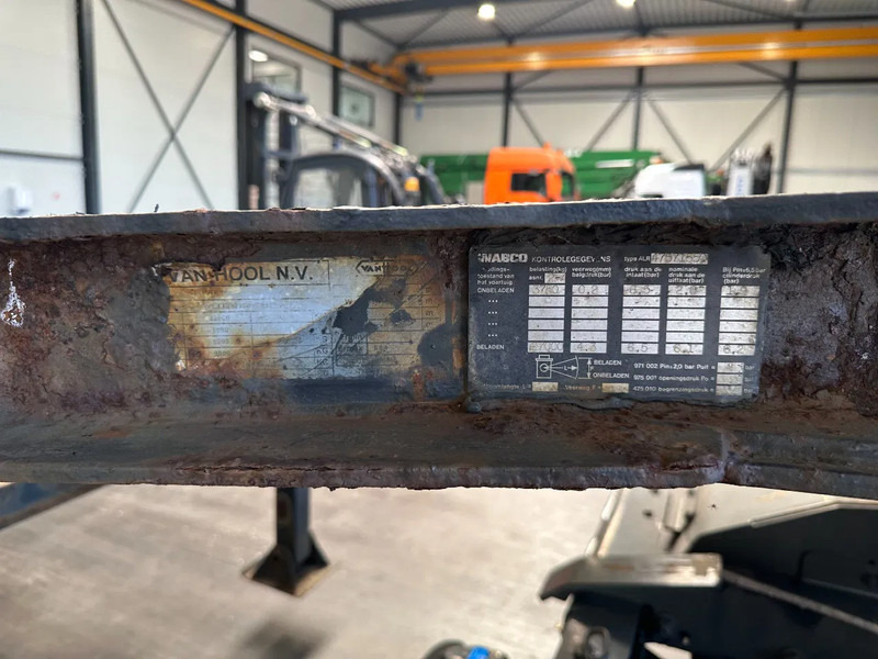 نصف مقطورة لنقل الحاويات Van Hool 20FT/30FT, ADR (EX/II, EX/III, FL, OX, AT), SAF, drum, liftaxle, NL-Chassis: صورة 20 نصف مقطورة لنقل الحاويات Van Hool 20FT/30FT, ADR (EX/II, EX/III, FL, OX, AT), SAF, drum, liftaxle, NL-Chassis: صورة 20