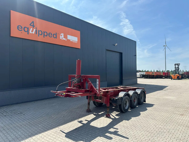 Van Hool 3 AXLE 20FT TIPPING-CHASSIS, BPW + disc, liftaxle, steering axle, BROKEN HYVA-CYLINDER - نصف مقطورة لنقل الحاويات: صورة 1 Van Hool 3 AXLE 20FT TIPPING-CHASSIS, BPW + disc, liftaxle, steering axle, BROKEN HYVA-CYLINDER - نصف مقطورة لنقل الحاويات: صورة 1