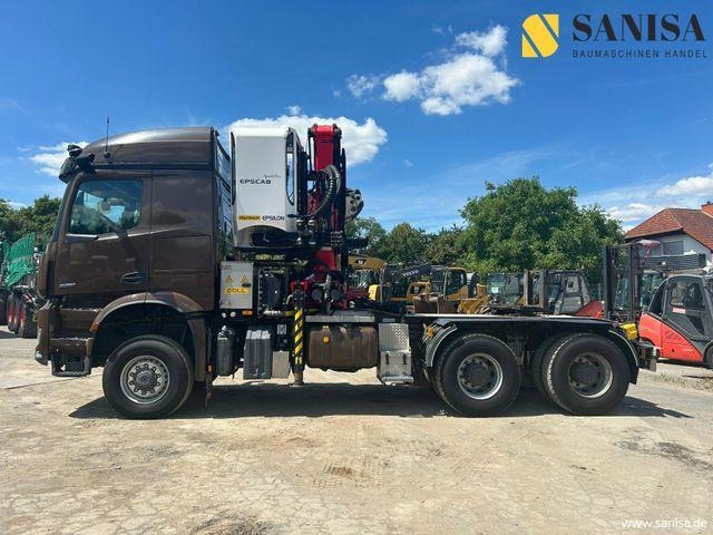 MERCEDES-BENZ Arocs 3351/6x6/Palfinger Epolsion S260/Langholz - شاحنة قطع الأشجار: صورة 3 MERCEDES-BENZ Arocs 3351/6x6/Palfinger Epolsion S260/Langholz - شاحنة قطع الأشجار: صورة 3