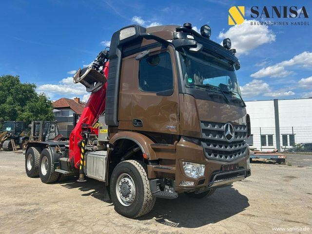 MERCEDES-BENZ Arocs 3351/6x6/Palfinger Epolsion S260/Langholz - شاحنة قطع الأشجار: صورة 2 MERCEDES-BENZ Arocs 3351/6x6/Palfinger Epolsion S260/Langholz - شاحنة قطع الأشجار: صورة 2
