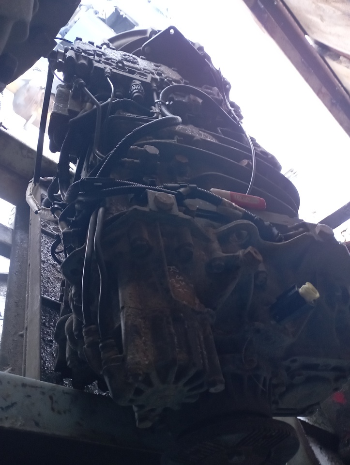DAF XF105 - صندوق التروس - شاحنة هيكل كابينة: صورة 3 DAF XF105 - صندوق التروس - شاحنة هيكل كابينة: صورة 3