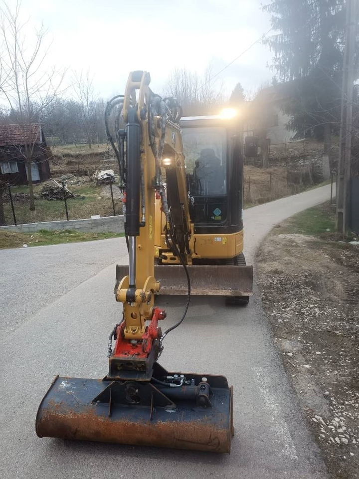 CATERPILLAR 303 ECR - حفار زحاف: صورة 2 CATERPILLAR 303 ECR - حفار زحاف: صورة 2
