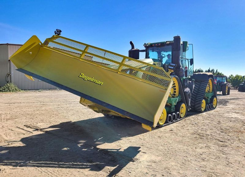 Degelman Dozer Blade 7900 zum John Deere 9RX 710, 9RX 770, 9RX 830 - شفرة الآلة: صورة 1 Degelman Dozer Blade 7900 zum John Deere 9RX 710, 9RX 770, 9RX 830 - شفرة الآلة: صورة 1
