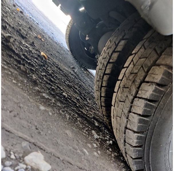 Mercedes-Benz 818 - شاحنة مقفلة: صورة 5 Mercedes-Benz 818 - شاحنة مقفلة: صورة 5