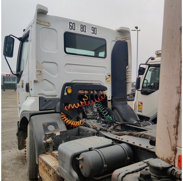 Renault 400 - وحدة جر: صورة 4 Renault 400 - وحدة جر: صورة 4