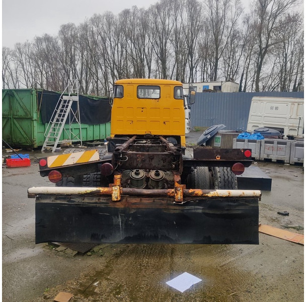 Scania 110 - شاحنة قلاب: صورة 4 Scania 110 - شاحنة قلاب: صورة 4