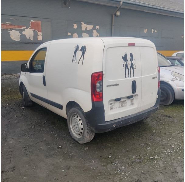 Volkswagen Caddy - فان: صورة 4 Volkswagen Caddy - فان: صورة 4