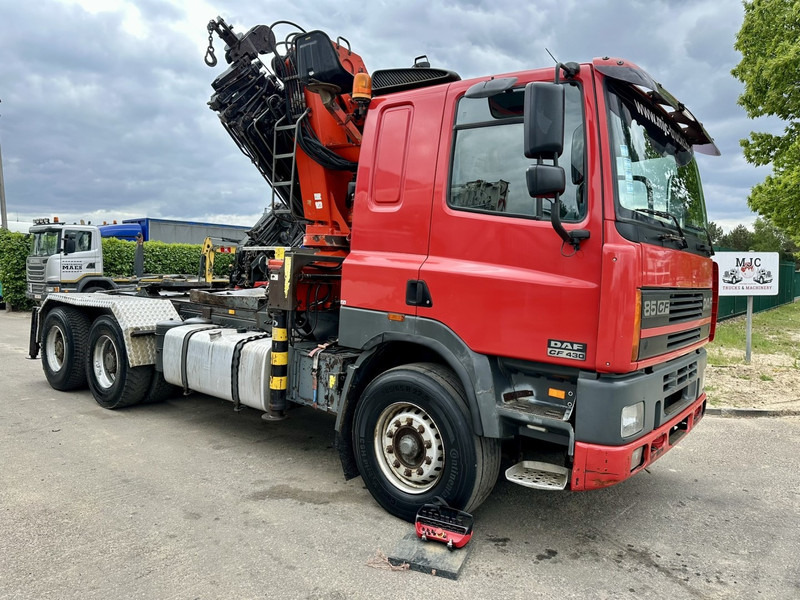 DAF 85 CF 430 6x4 CRANE PK 32.000 F (7x) + WINCH - EURO 2 - MANUAL ZF - HUB REDUCTION / STEEL SPRING - BE TRUCK - وحدة جر: صورة 2 DAF 85 CF 430 6x4 CRANE PK 32.000 F (7x) + WINCH - EURO 2 - MANUAL ZF - HUB REDUCTION / STEEL SPRING - BE TRUCK - وحدة جر: صورة 2