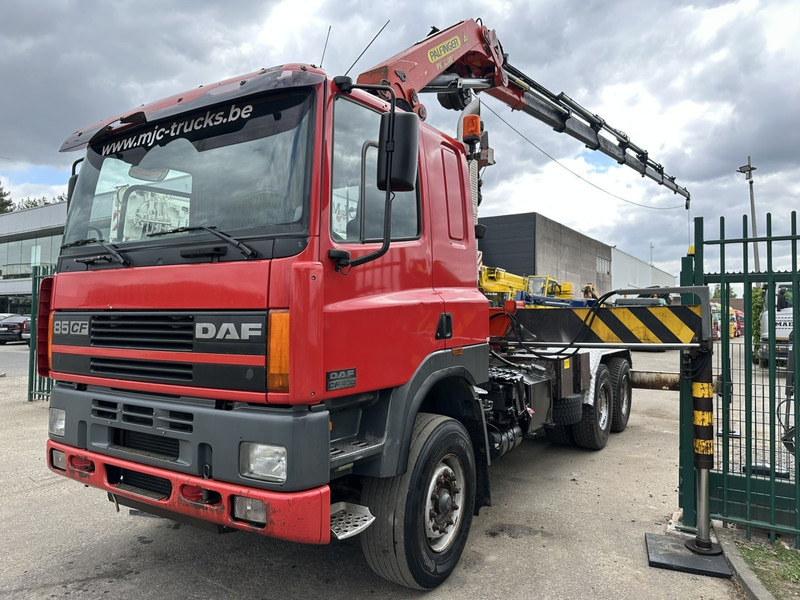 DAF 85 CF 430 6x4 CRANE PK 32.000 F (7x) + WINCH - EURO 2 - MANUAL ZF - HUB REDUCTION / STEEL SPRING - BE TRUCK - شاحنة كرين: صورة 4 DAF 85 CF 430 6x4 CRANE PK 32.000 F (7x) + WINCH - EURO 2 - MANUAL ZF - HUB REDUCTION / STEEL SPRING - BE TRUCK - شاحنة كرين: صورة 4