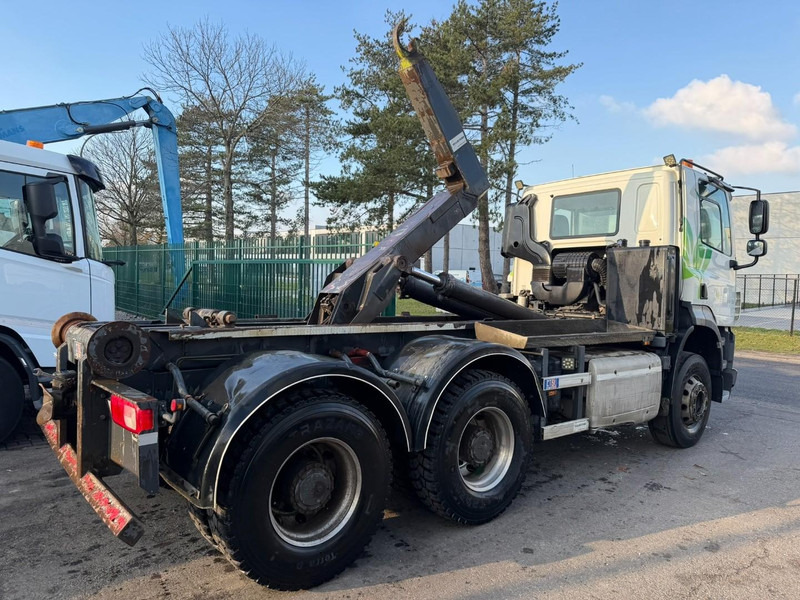 DAF CF 460 6x4 FAT HOOKLIFT - WB 3m35 - STEEL SPRING / BIG AXLES HUB REDUCTION - EURO 6 - BE TRUCK - شاحنة ذات خطاف: صورة 4 DAF CF 460 6x4 FAT HOOKLIFT - WB 3m35 - STEEL SPRING / BIG AXLES HUB REDUCTION - EURO 6 - BE TRUCK - شاحنة ذات خطاف: صورة 4