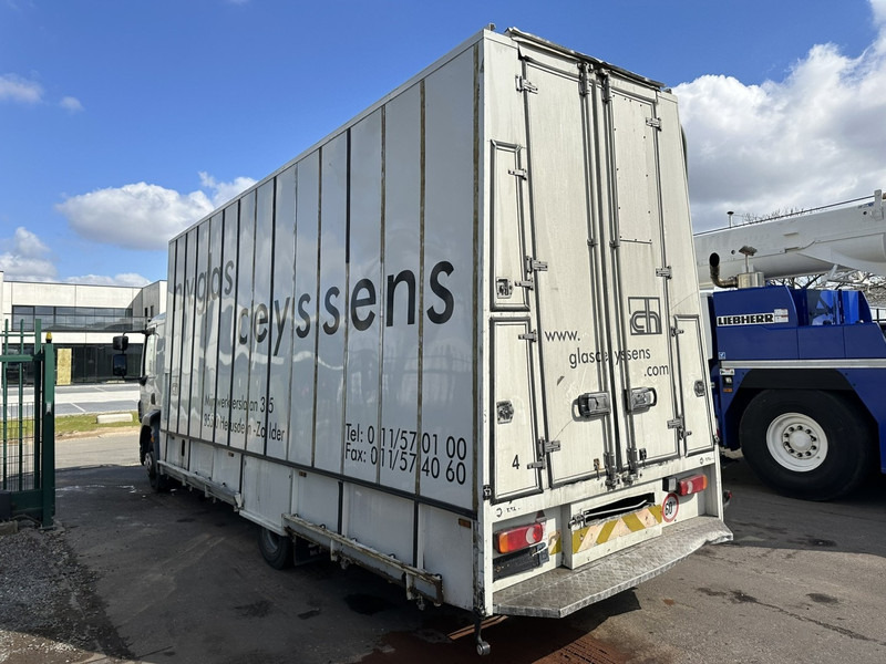 DAF LF 55.250 12T - GLASTRANSPORT / GLASRESTEEL - AIR SUSPENSION - EURO 4 - BELGIAN REGISTRATION - شاحنة: صورة 5 DAF LF 55.250 12T - GLASTRANSPORT / GLASRESTEEL - AIR SUSPENSION - EURO 4 - BELGIAN REGISTRATION - شاحنة: صورة 5