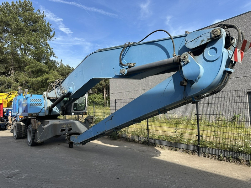 Fuchs MHL 360 OVERSLAGKRAAN / MATERIAL HANDLER / UMSCHLAGBAGGER - TOP ZUSTAND - معالج النفايات: صورة 4 Fuchs MHL 360 OVERSLAGKRAAN / MATERIAL HANDLER / UMSCHLAGBAGGER - TOP ZUSTAND - معالج النفايات: صورة 4