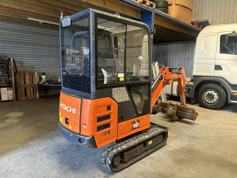 Hitachi ZAXIS ZX19-6 CR 1.9T - 1349H - CABINE - ADJUSTABLE TRACKS - EXTRA HYDR - QUICK HITCH - BE MACHINE - حفارة مُصَّغرة: صورة 2 Hitachi ZAXIS ZX19-6 CR 1.9T - 1349H - CABINE - ADJUSTABLE TRACKS - EXTRA HYDR - QUICK HITCH - BE MACHINE - حفارة مُصَّغرة: صورة 2