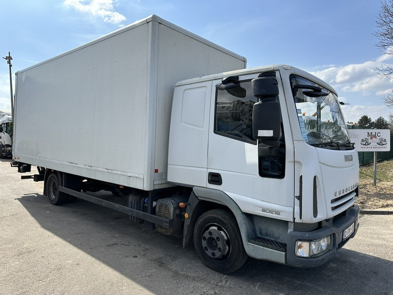 Iveco EUROCARGO 80E18 CLOSED BOX 6m00 x 2m49 x 2m37 - EURO 5 - *176.000km* - TAILLIFT - MANUAL - BE TRUCK - شاحنة مقفلة: صورة 1 Iveco EUROCARGO 80E18 CLOSED BOX 6m00 x 2m49 x 2m37 - EURO 5 - *176.000km* - TAILLIFT - MANUAL - BE TRUCK - شاحنة مقفلة: صورة 1