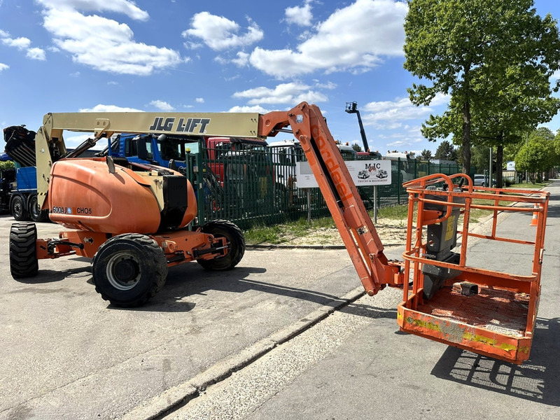 JLG 600AJ 4x4x4 - 20m - 230kg - DIESEL - BE MACHINE - معدات الوصول: صورة 1 JLG 600AJ 4x4x4 - 20m - 230kg - DIESEL - BE MACHINE - معدات الوصول: صورة 1