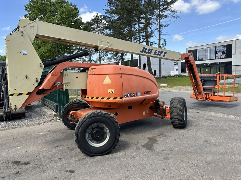 JLG 600AJ 4x4x4 - 20m - 230kg - DIESEL - BE MACHINE - معدات الوصول: صورة 3 JLG 600AJ 4x4x4 - 20m - 230kg - DIESEL - BE MACHINE - معدات الوصول: صورة 3