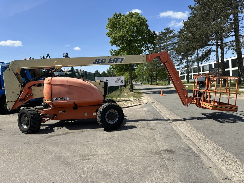 JLG 600AJ 4x4x4 - 20m - 230kg - DIESEL - BELGISCHE MACHINE - معدات الوصول: صورة 5 JLG 600AJ 4x4x4 - 20m - 230kg - DIESEL - BELGISCHE MACHINE - معدات الوصول: صورة 5