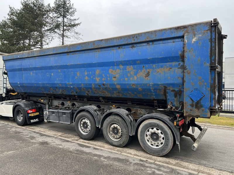 Kempf SKM 35/3 - 7,7m - 30m3 - LIFT AXLE - DISC BRAKES 48 M3 - SAF - LIFTAS - LUCHTGEVEERD - SCHIJFREMMEN - قلابة نصف مقطورة نصف مقطورة قلابة: صورة 2 Kempf SKM 35/3 - 7,7m - 30m3 - LIFT AXLE - DISC BRAKES 48 M3 - SAF - LIFTAS - LUCHTGEVEERD - SCHIJFREMMEN - قلابة نصف مقطورة نصف مقطورة قلابة: صورة 2