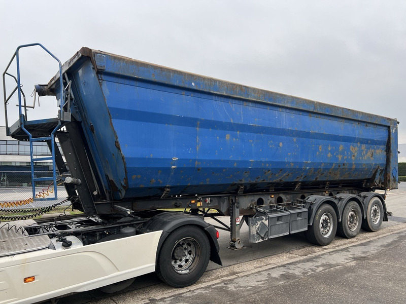 Kempf SKM 35/3 - 7,7m - 30m3 - LIFT AXLE - DISC BRAKES 48 M3 - SAF - LIFTAS - LUCHTGEVEERD - SCHIJFREMMEN - قلابة نصف مقطورة نصف مقطورة قلابة: صورة 1 Kempf SKM 35/3 - 7,7m - 30m3 - LIFT AXLE - DISC BRAKES 48 M3 - SAF - LIFTAS - LUCHTGEVEERD - SCHIJFREMMEN - قلابة نصف مقطورة نصف مقطورة قلابة: صورة 1