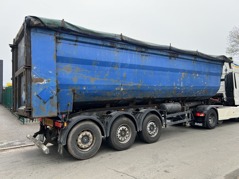 Kempf SKM 35/3 - 7,7m - 30m3 - LIFT AXLE - DISC BRAKES 48 M3 - SAF - LIFTAS - LUCHTGEVEERD - SCHIJFREMMEN - قلابة نصف مقطورة نصف مقطورة قلابة: صورة 4 Kempf SKM 35/3 - 7,7m - 30m3 - LIFT AXLE - DISC BRAKES 48 M3 - SAF - LIFTAS - LUCHTGEVEERD - SCHIJFREMMEN - قلابة نصف مقطورة نصف مقطورة قلابة: صورة 4
